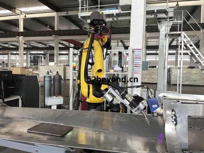 消費信(xin)息(xi)賦能(neng)·點亮江蘇經濟(ji)——萬(wan)物(wu)互(hu)聯引領產業(ye)數(shu)字(zi)化(hua)騰飛(fei)