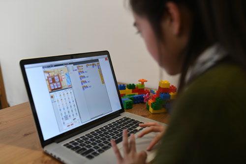 廈門少(shao)兒(er)編(bian)程教(jiao)育(yu)的教學(xue)方式與培(pei)訓特(te)色